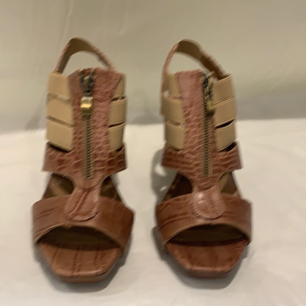 Stylish Chunky Pumps.
